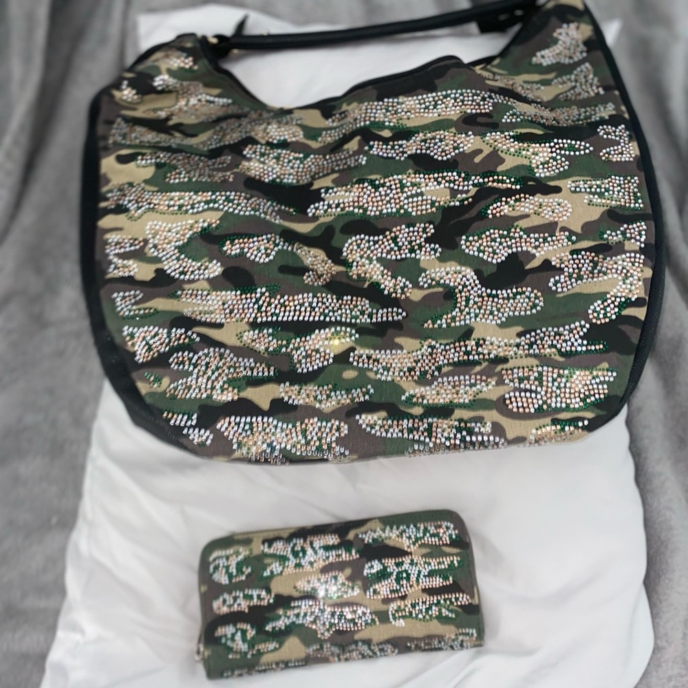 Purse and wallet set